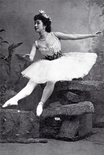 Matilda Kschessinskaya as Princess Aspicia in the Underwater Kingdom scene (ca. 1900)