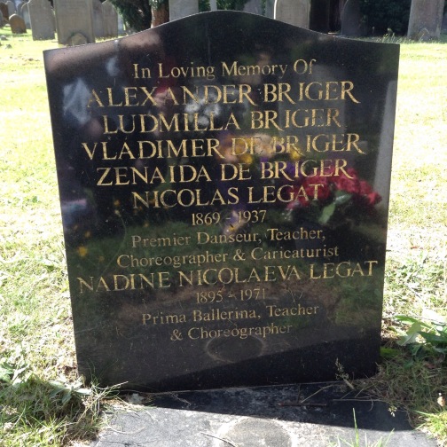 Nikolai Legat's grave in the Kent and Sussex Cemetery (2015)