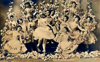 Ekaterina Geltzer and Vasily Tikhomirov with the corps de ballet in The Golden Fish (ca. 1905)