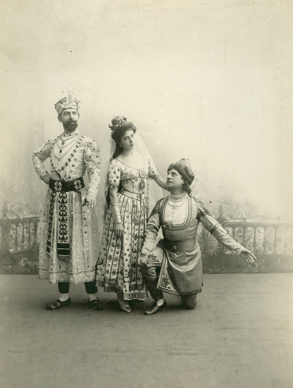 Nikolai Aistov as the Rajah, Julia Sedova as Gamzatti and Pavel Gerdt as Solor (ca. 1902)